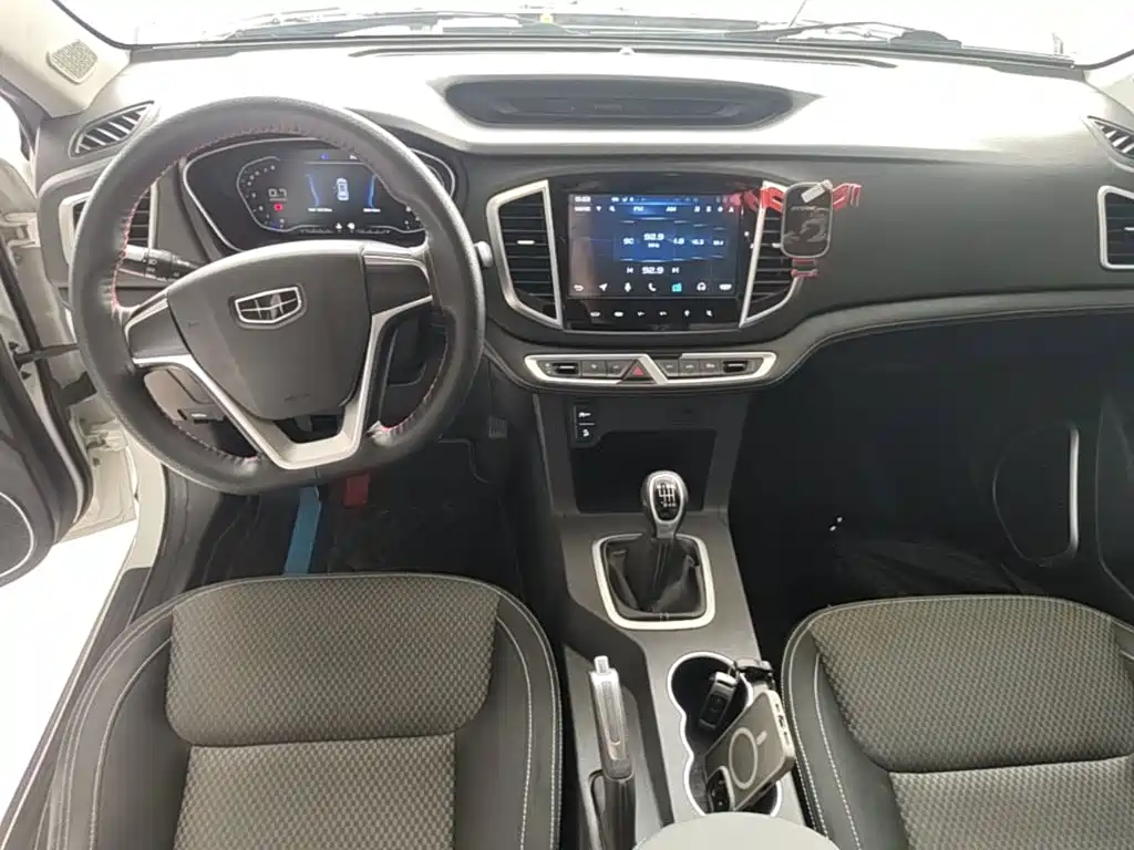 Geely Vision X6 2020 — фото 10