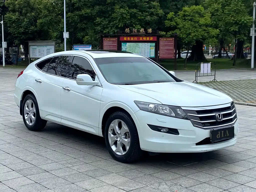 Honda Crosstour 2014 — фото 2