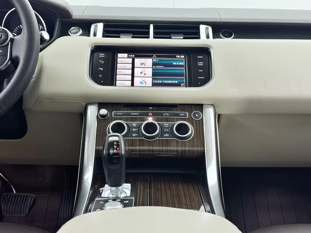 Land Rover Sport 2014 — фото 15
