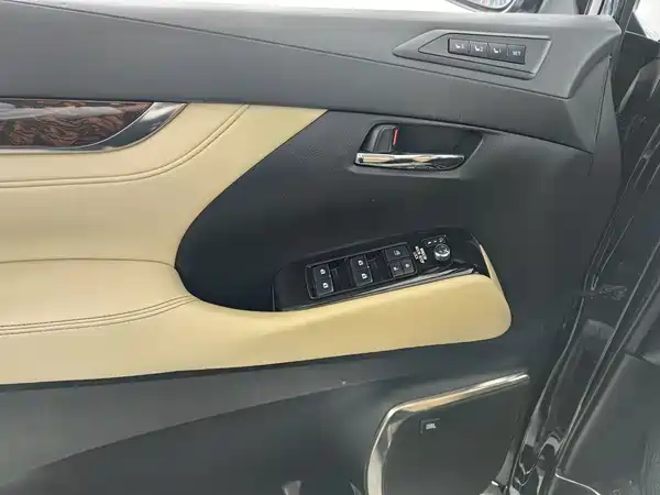 Toyota Alphard 2018