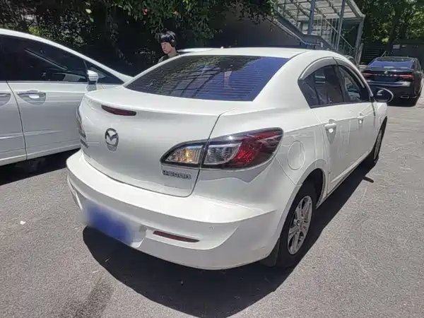 Mazda 3 Xingcheng 2015