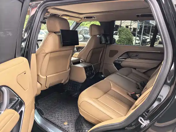 Land Rover Range Rover 2024