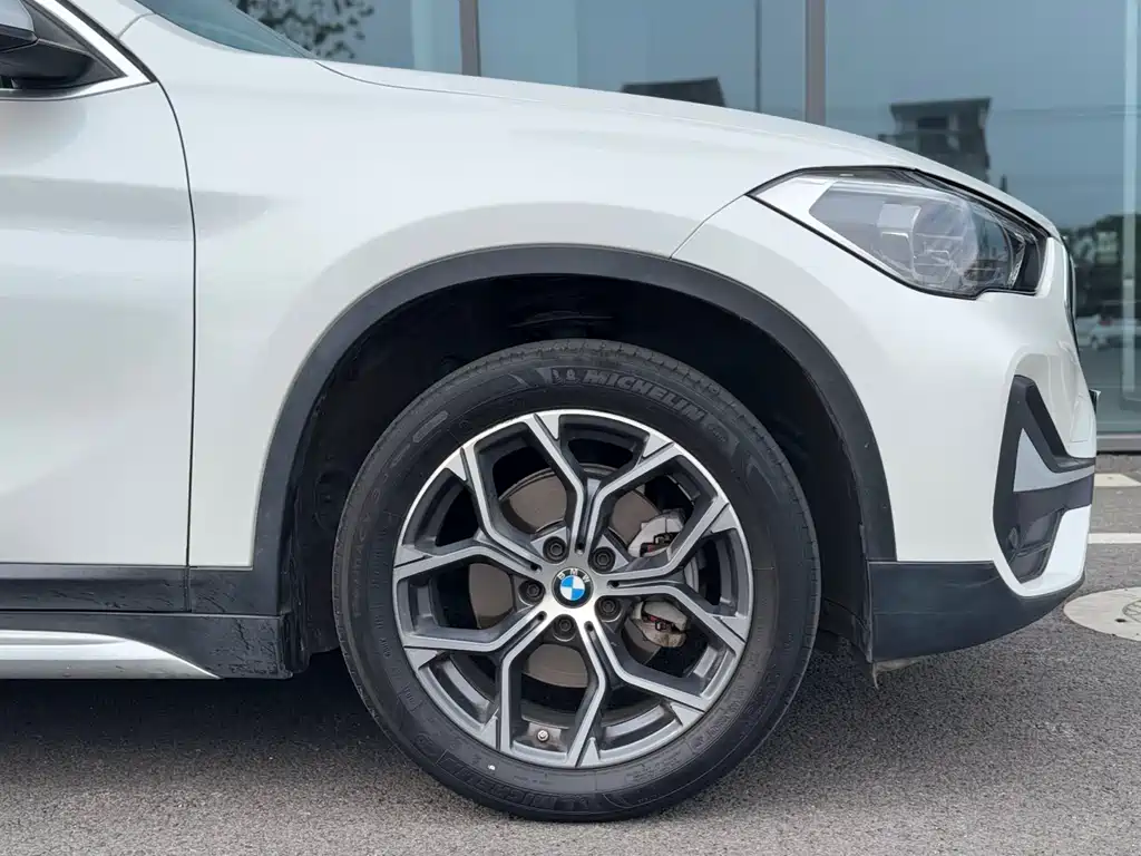 BMW X1 2021 — фото 16