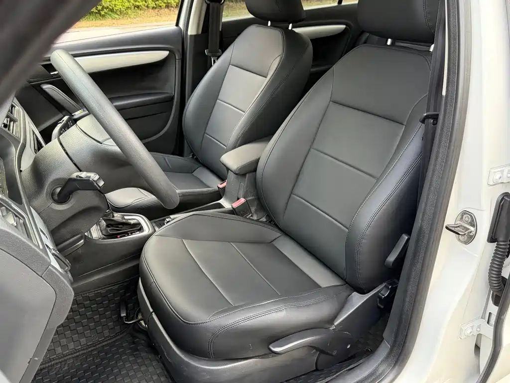 Volkswagen Lavida 2014