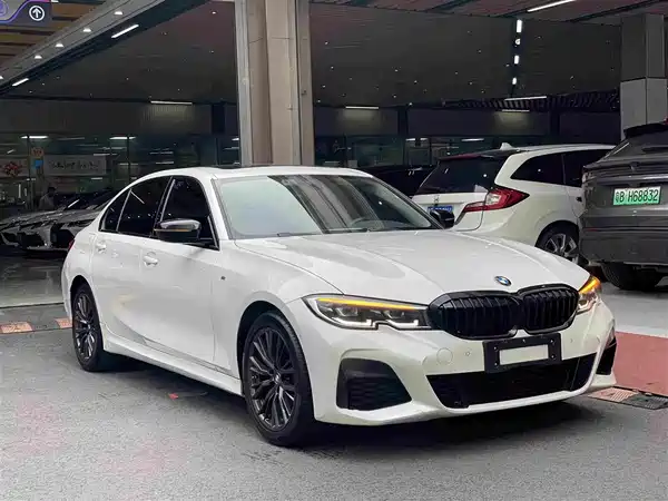 BMW 3 Series 2022