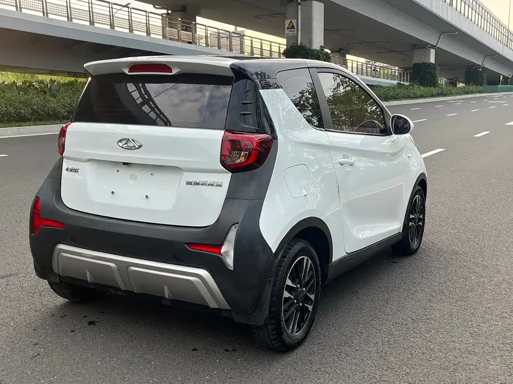 Chery eQ1 2022 — фото 10