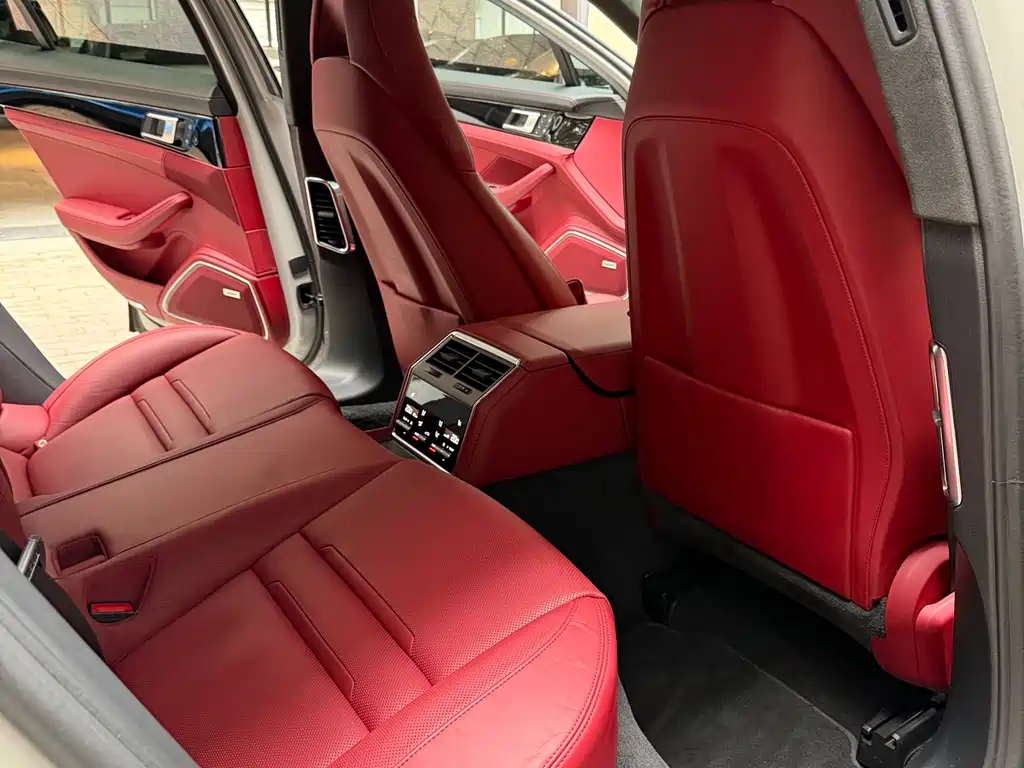 Porsche Panamera 2023 — фото 12