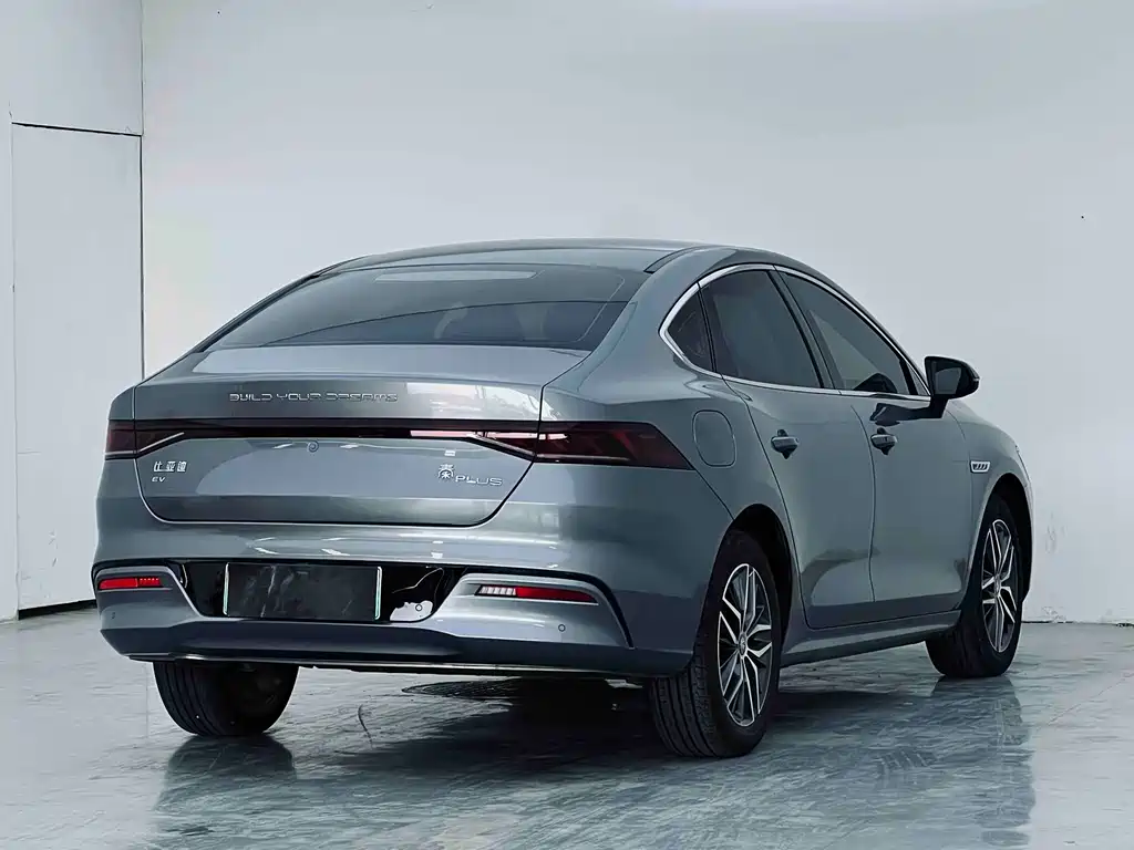 BYD Qin PLUS 2022 — фото 9