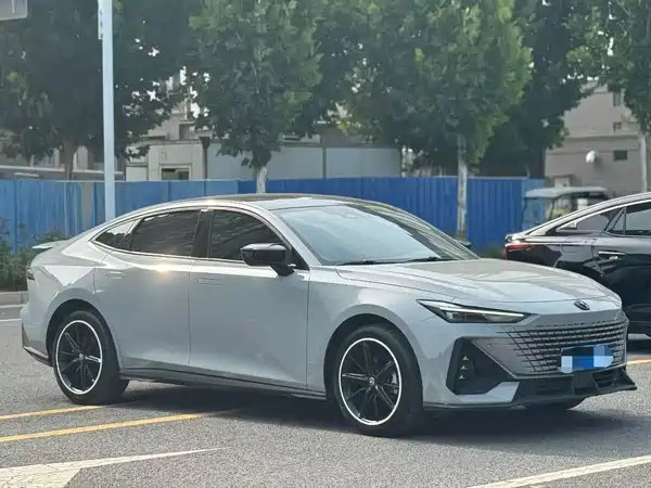 Changan UNI-V 2023