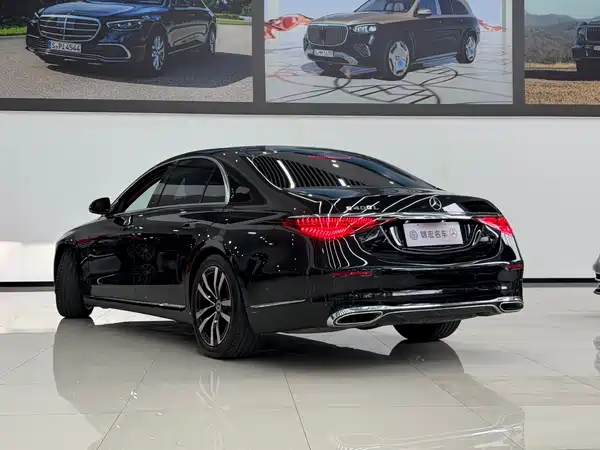 Mercedes-Benz S-Class 2024