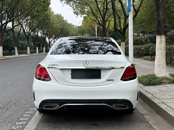 Mercedes-Benz C-Class 2020