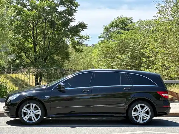 Mercedes-Benz R-Class 2017