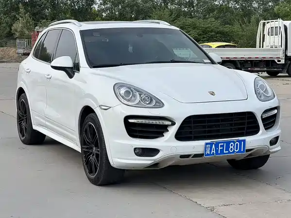 Porsche Cayenne 2015