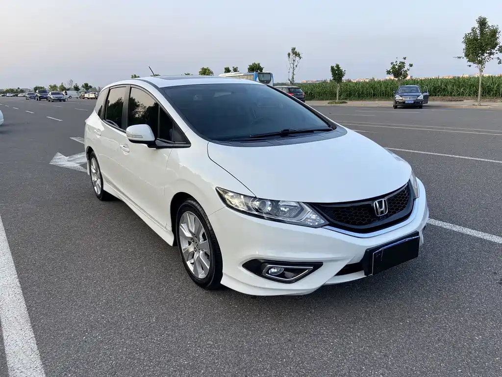 Honda Jade 2015 — фото 3