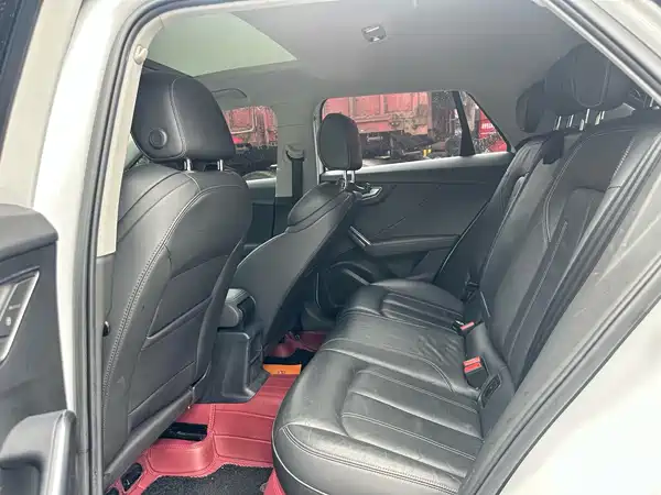 Audi Q2L 2022