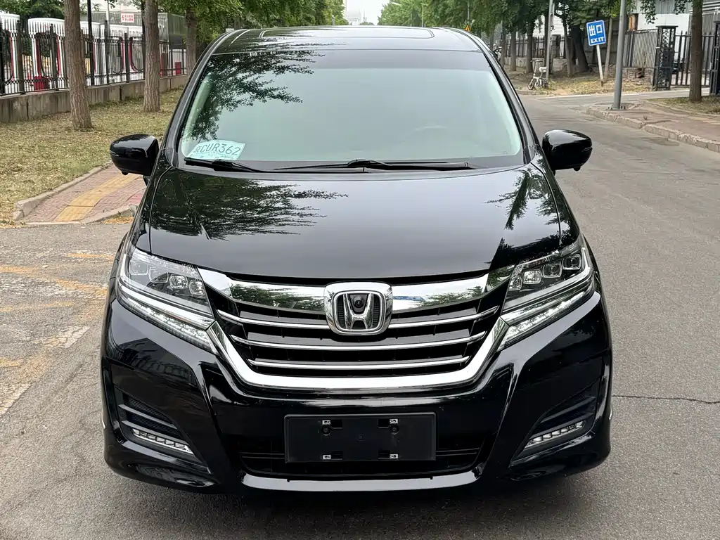Honda Elysion 2017 — фото 2