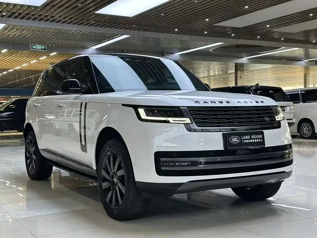 Land Rover Range Rover 2023 — фото 3