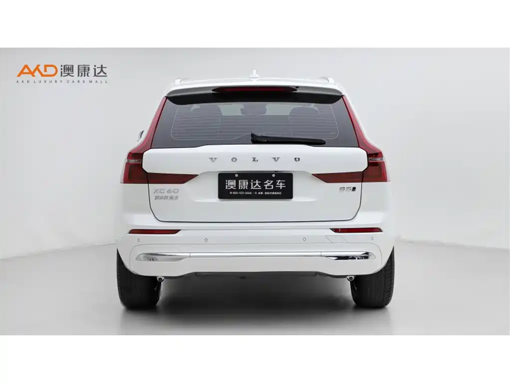 Volvo XC60 2025 — фото 4