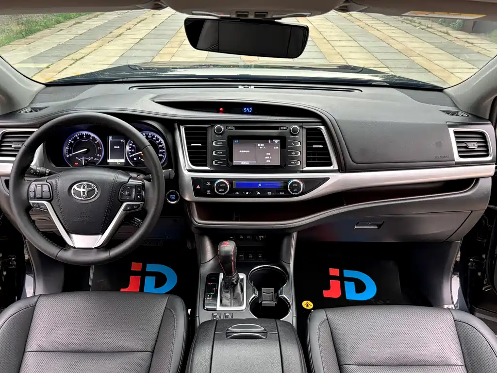 Toyota Highlander 2020 — фото 22