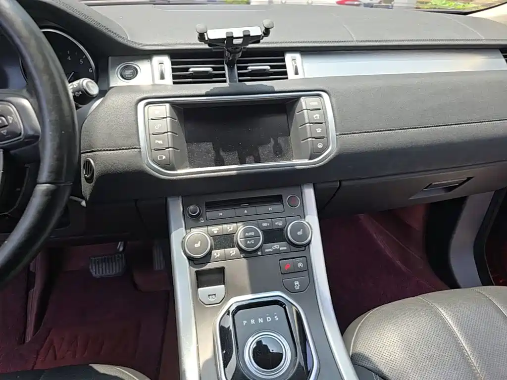 Land Rover Evoque 2016 — фото 13
