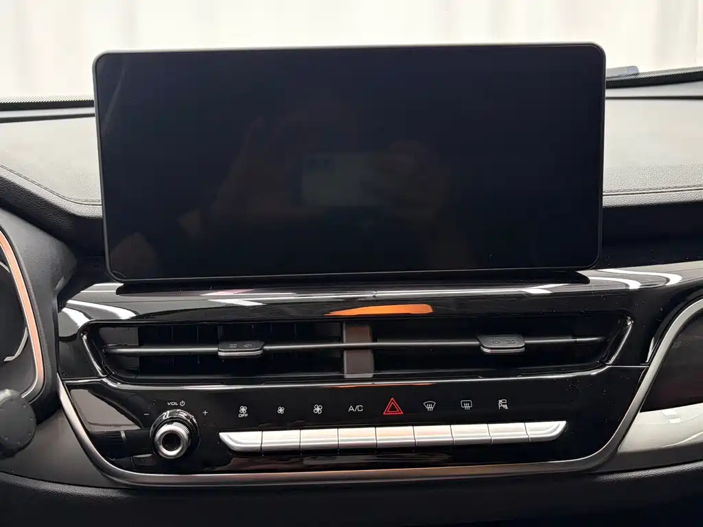 Haval H6 2023 — фото 10