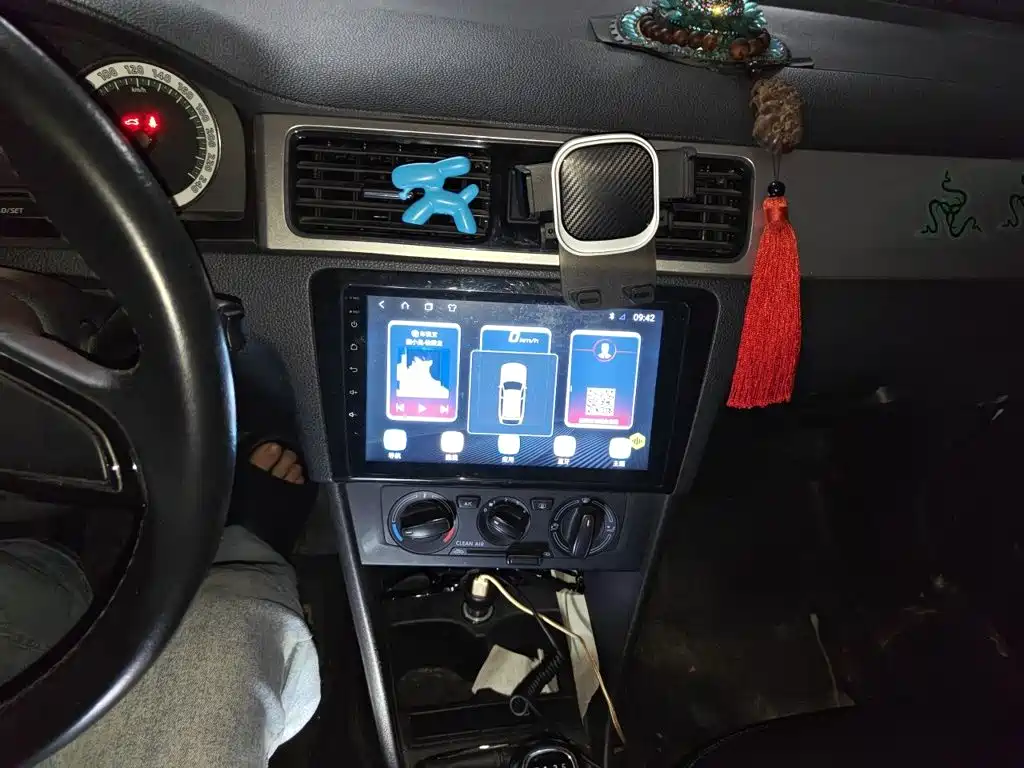 Skoda Rapid 2019 — фото 10