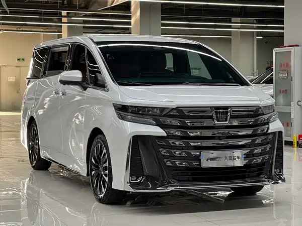 Toyota Vellfire 2024