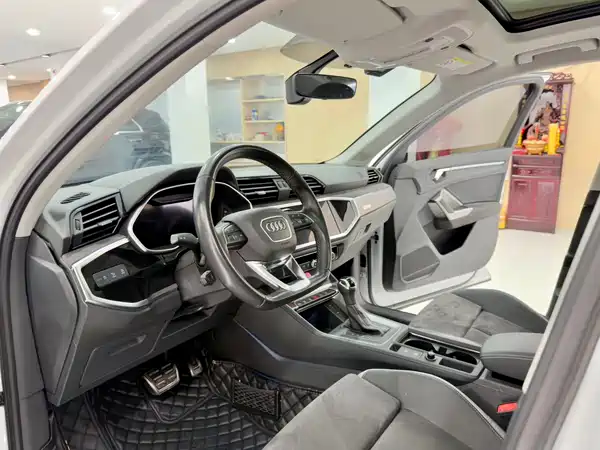 Audi Q3 2023