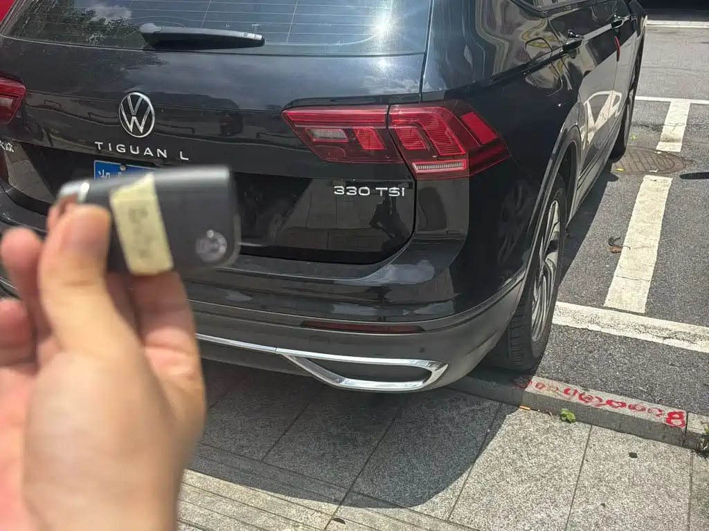 Volkswagen Tiguan L 2023