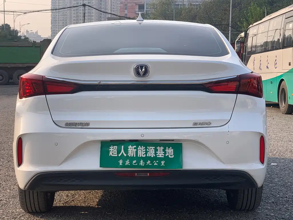 Changan Eado New Energy 2021 — фото 15