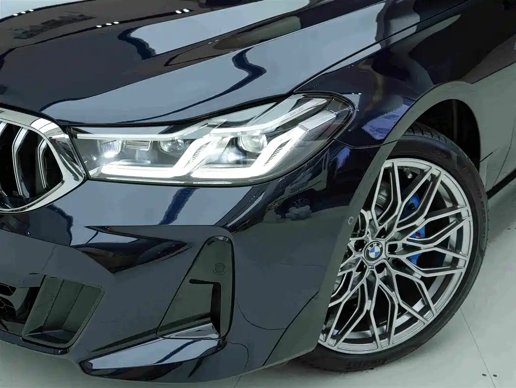 BMW 6 Series GT 2024 — фото 17
