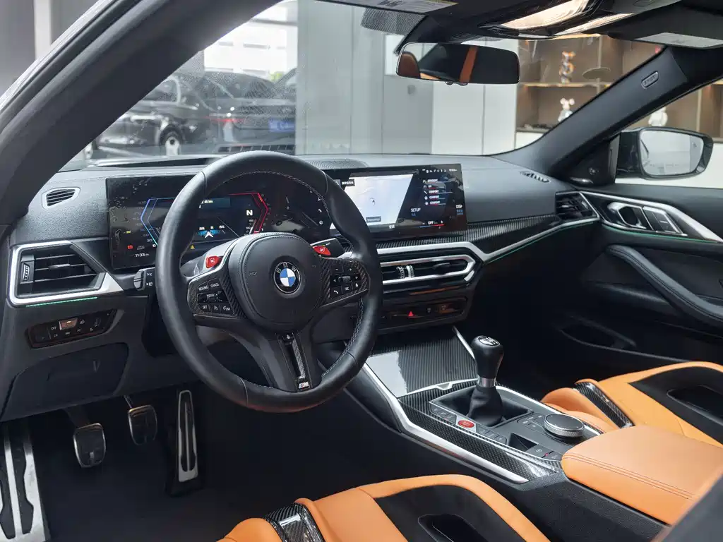 BMW M4 2023 — фото 9