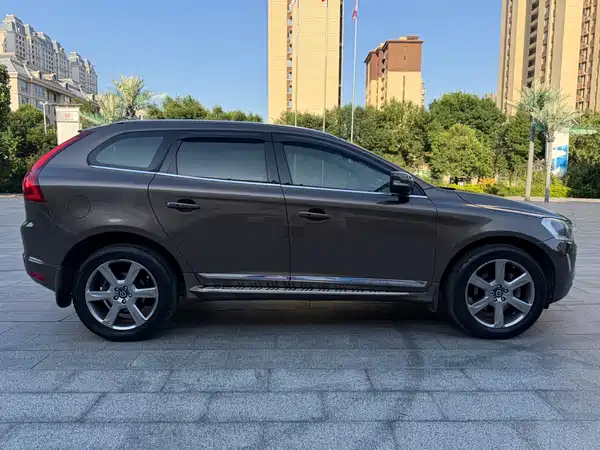 Volvo XC60 2015