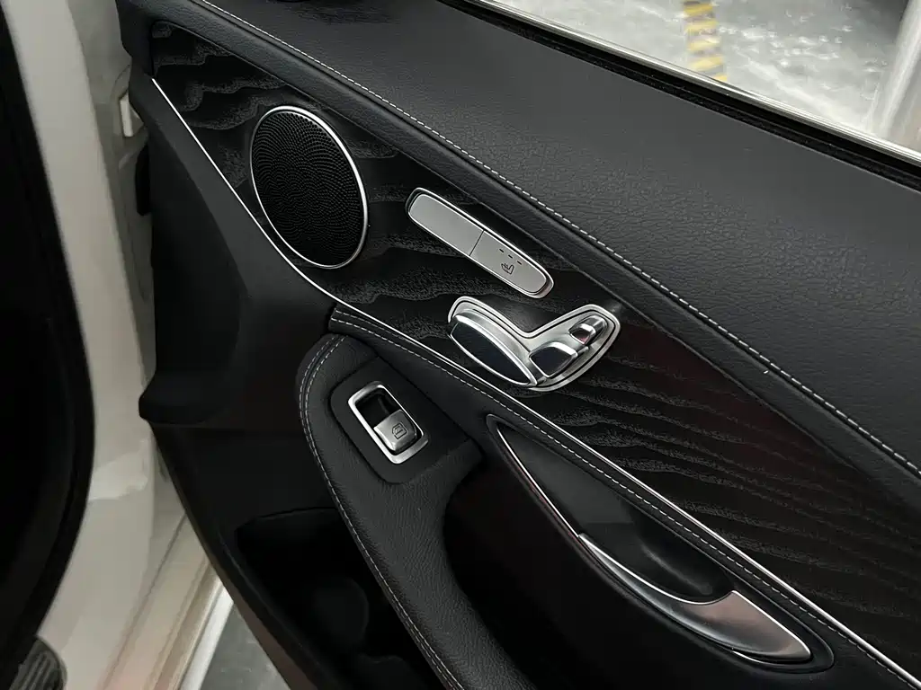 Mercedes-Benz C-Class 2017 — фото 22
