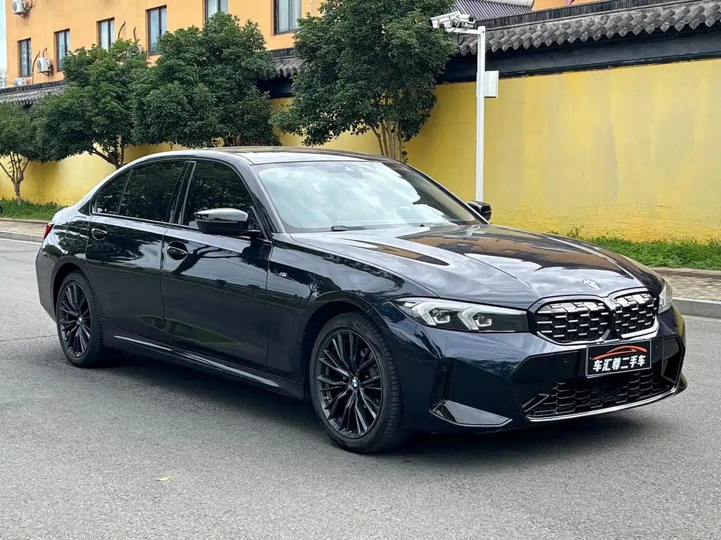 BMW 3 Series 2023