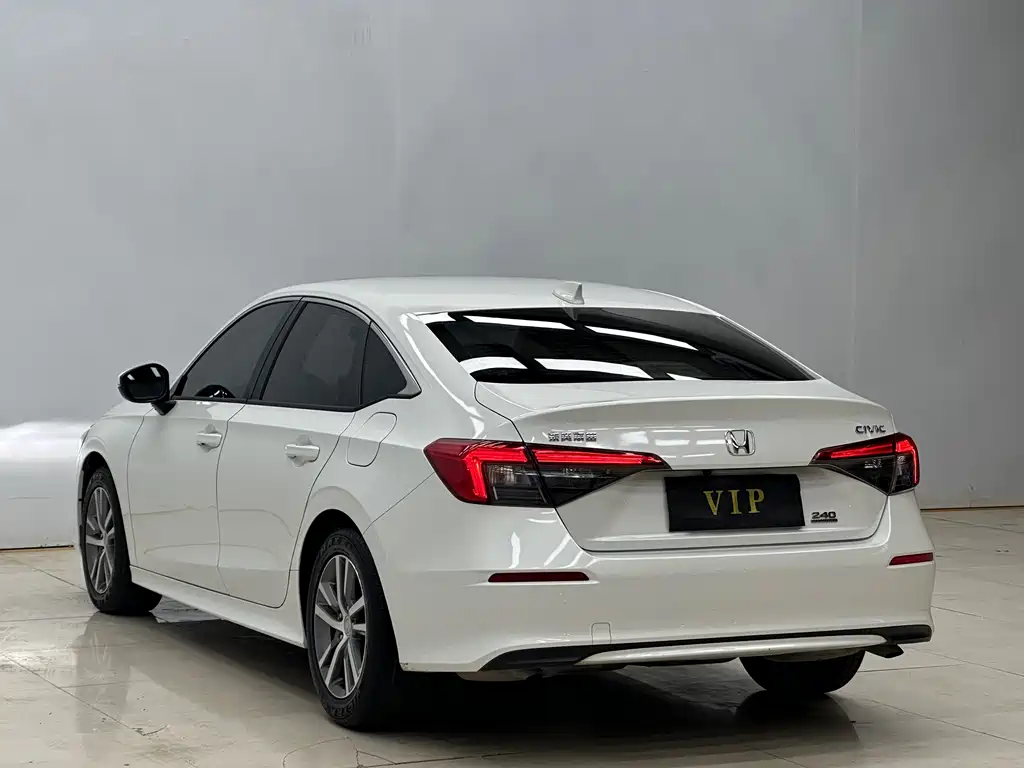 Honda Civic 2022 — фото 10