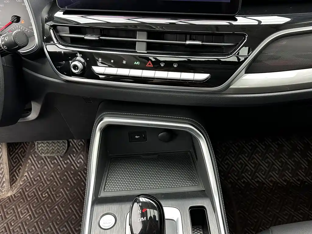 Haval H6 2022 — фото 16