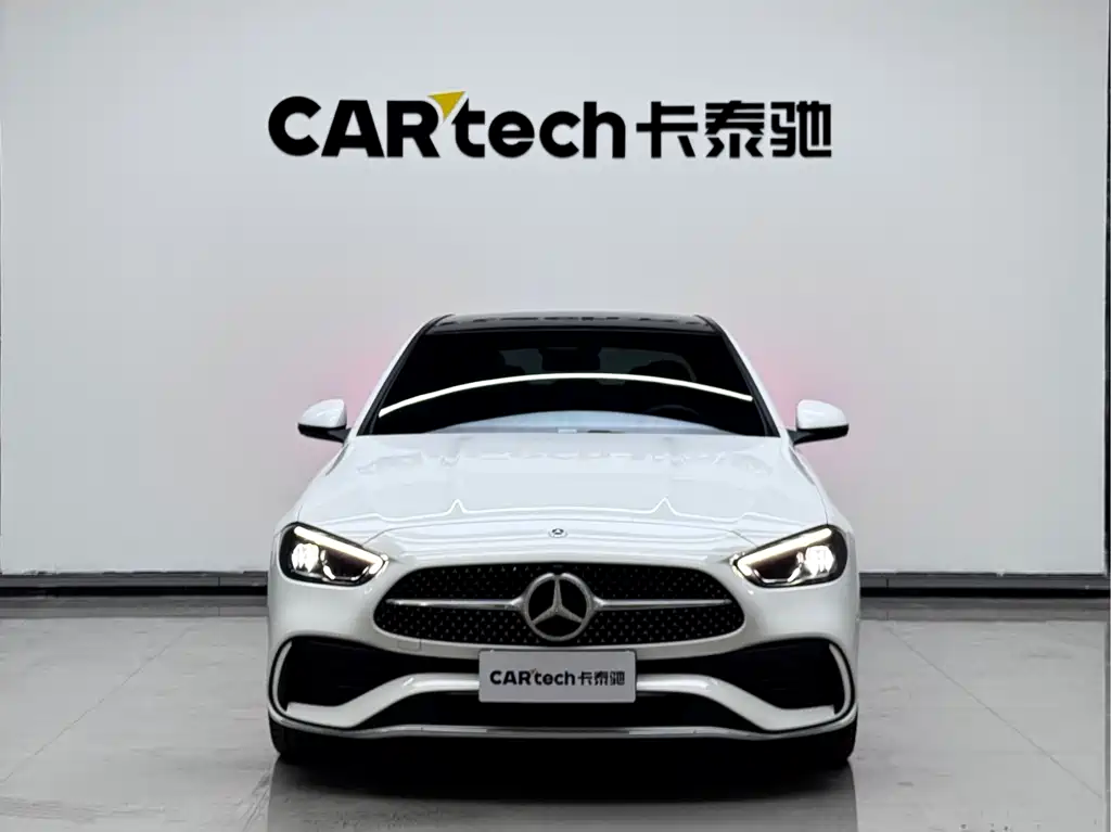 Mercedes-Benz C-Class 2024 — фото 2