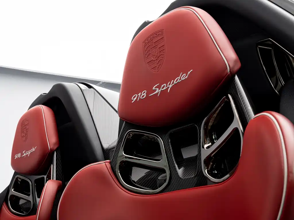 Porsche 918 Spyder 2016 — фото 10