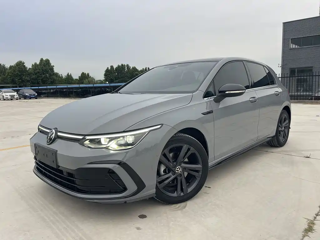 Volkswagen Golf 2022