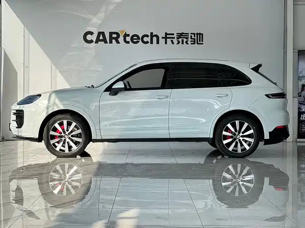 Porsche Cayenne 2011