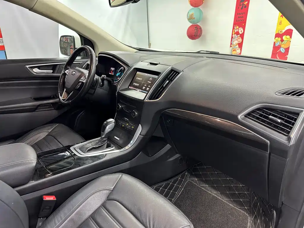 Ford Edge 2015 — фото 21