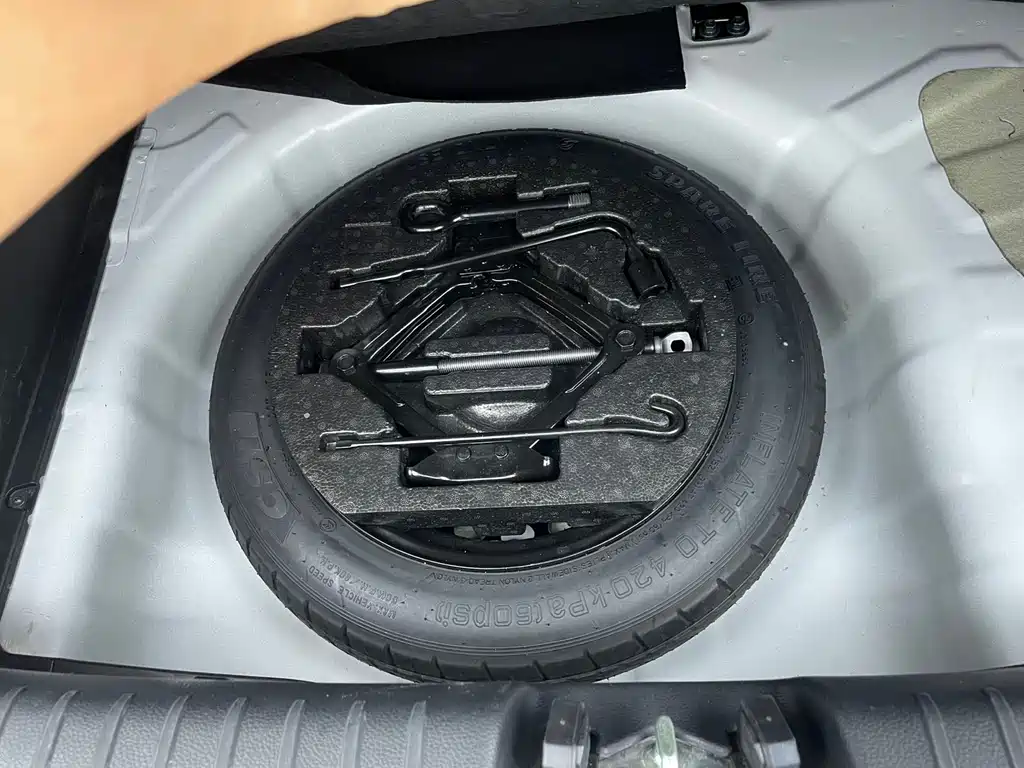 Kia KX1 2023 — фото 10