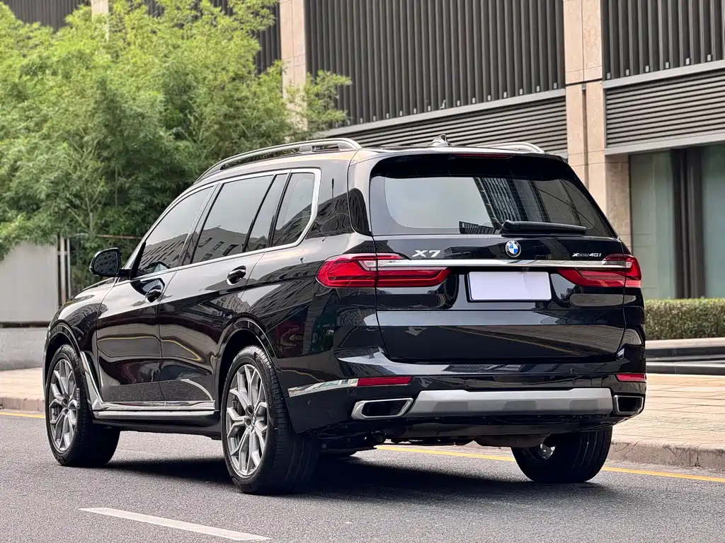 BMW X7 2019