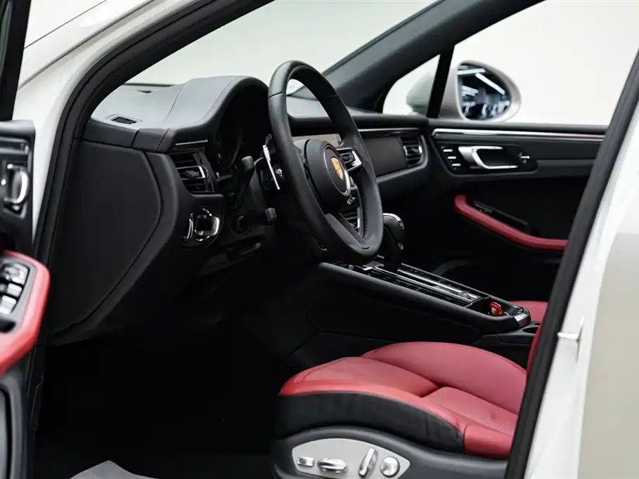 Porsche Macan 2023 — фото 8