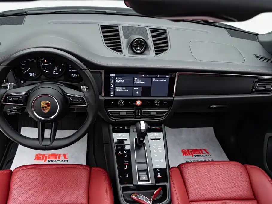 Porsche Macan 2023 — фото 10