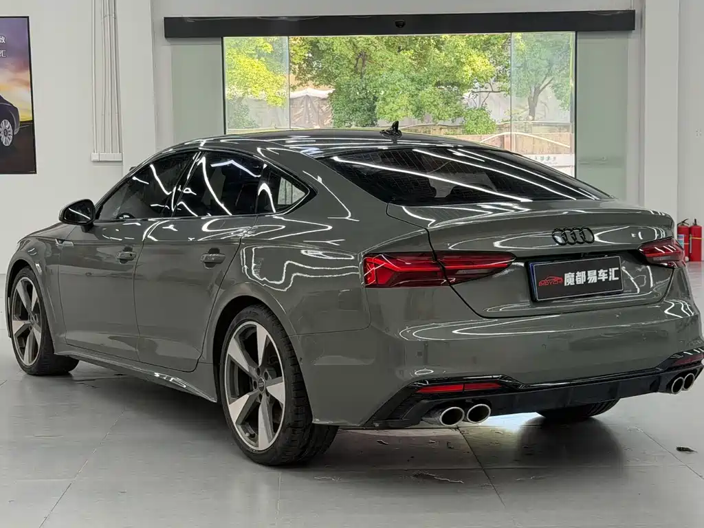 Audi S5 2023 — фото 7