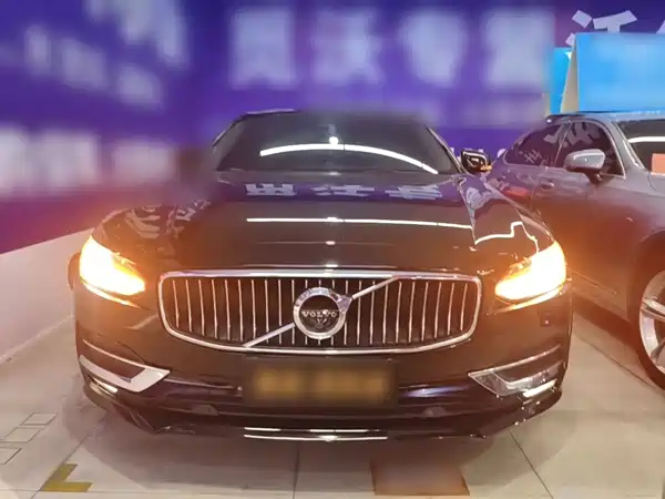 Volvo S90 2018