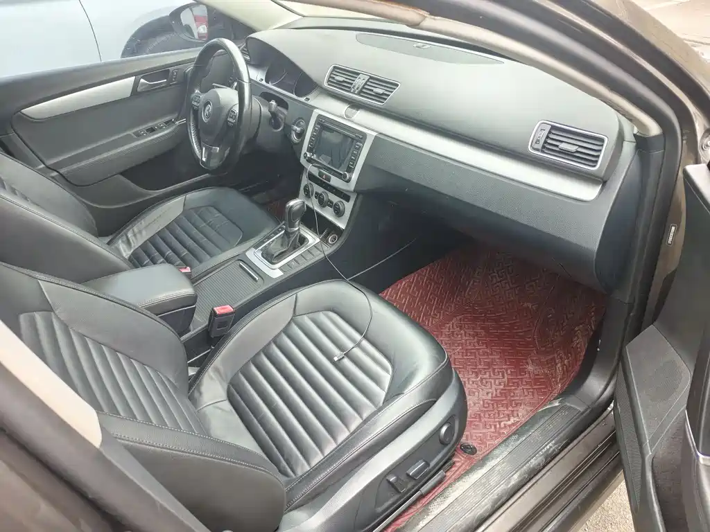 Volkswagen Magotan 2014