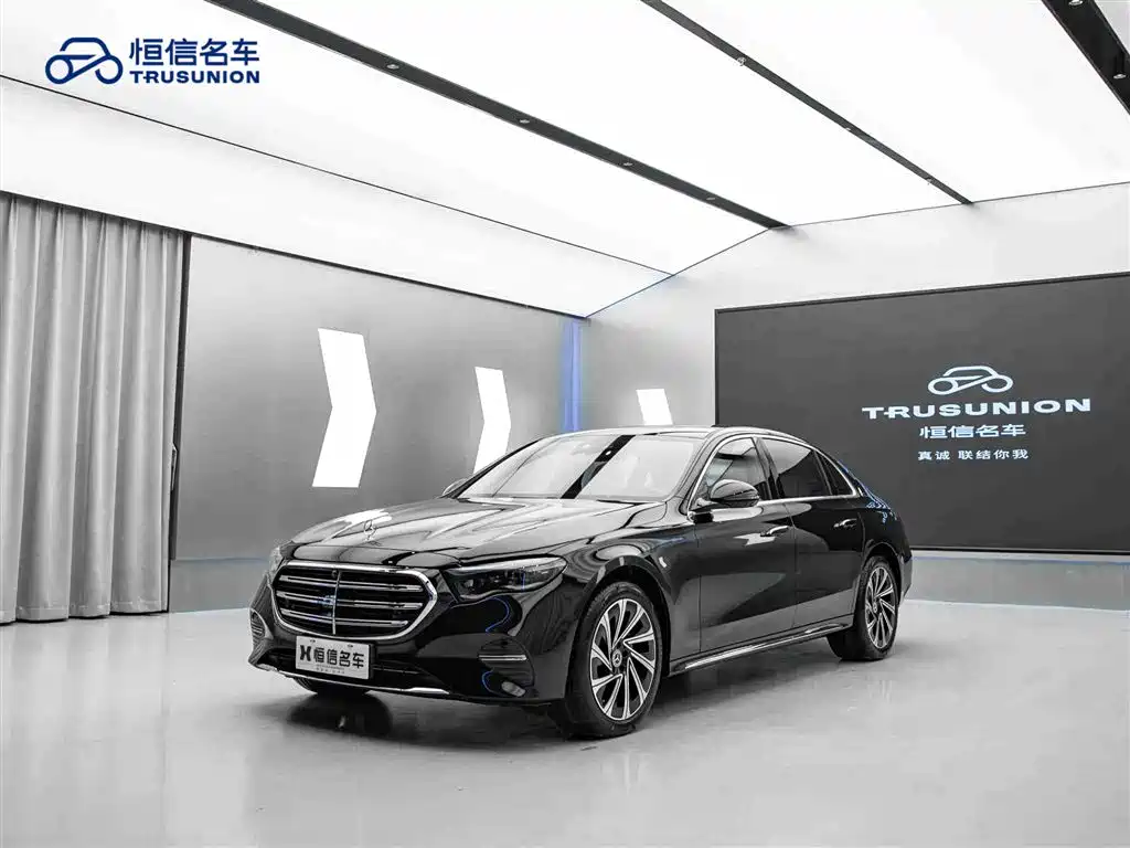 Mercedes-Benz E-Class 2023 — фото 3